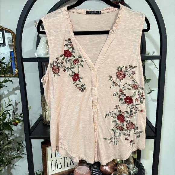 Max Jeans Pink Sleeveless Embellished Blouse size medium - Picture 5 of 7